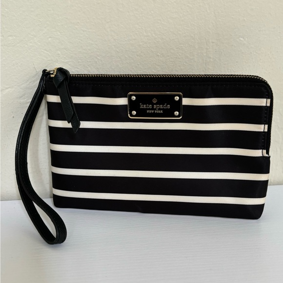 Kate Spade Leoni Wilson Road Nylon Wristlet, French Stripe Black and Cream - Picture 2 of 15